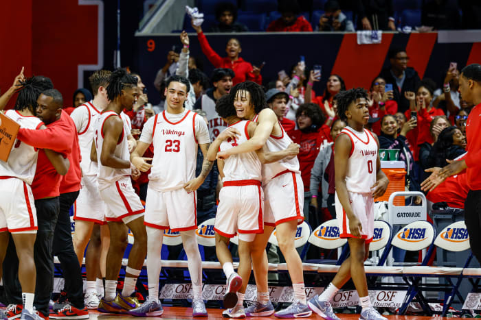 Homewood-Flossmoor New Trier Illinois boys basketball March 8 2024 Nate Latsch 26694